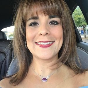 Meet your Posher, Pauline